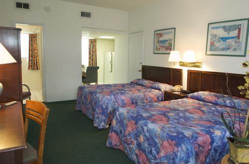 Travelodge Monaco Beach Resort 서니아일스비치 외부 사진